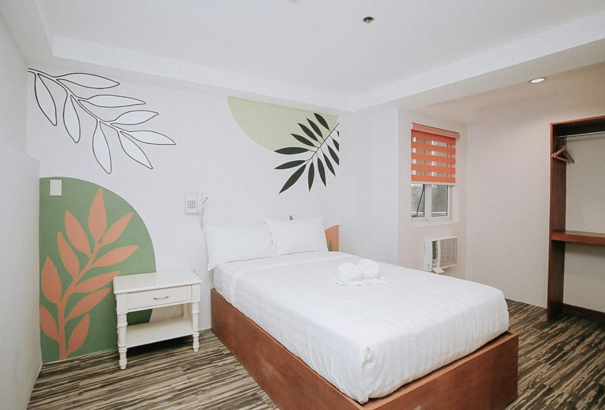 Lea Robert Hotel Angeles Pampanga By Reddoorz Εξωτερικό φωτογραφία