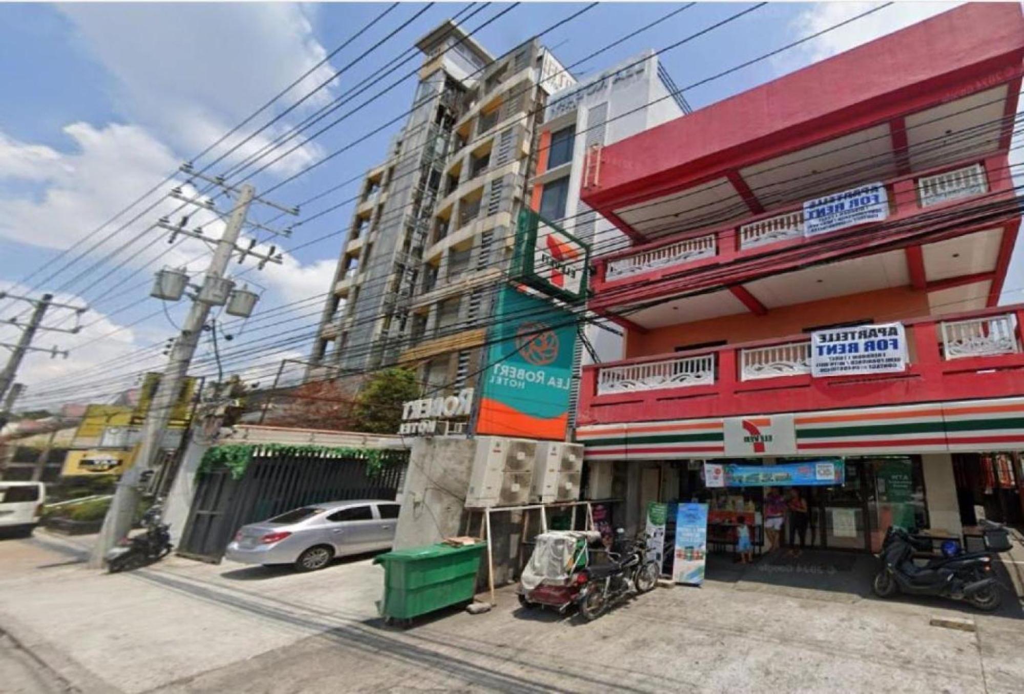 Lea Robert Hotel Angeles Pampanga By Reddoorz Εξωτερικό φωτογραφία