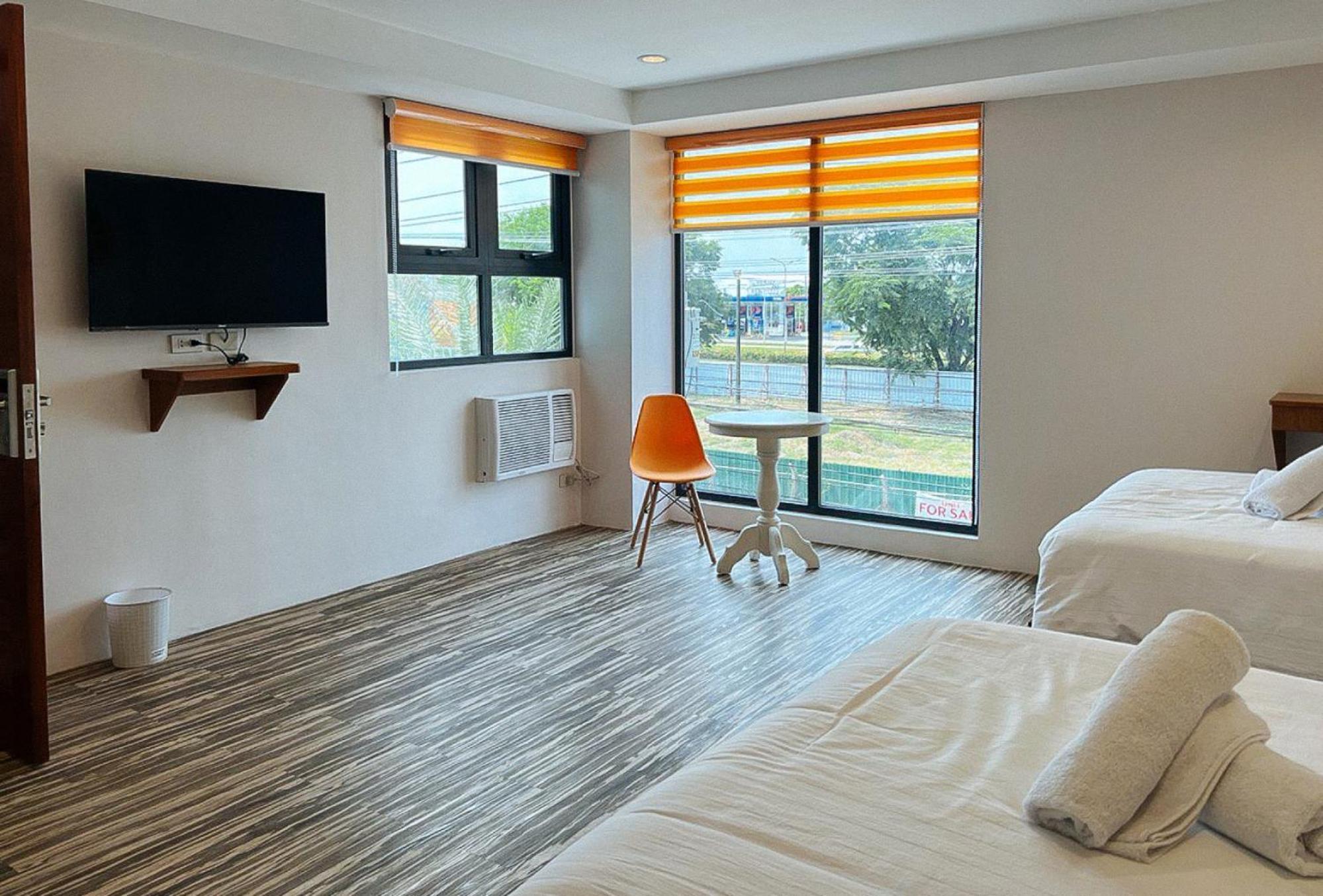 Lea Robert Hotel Angeles Pampanga By Reddoorz Εξωτερικό φωτογραφία